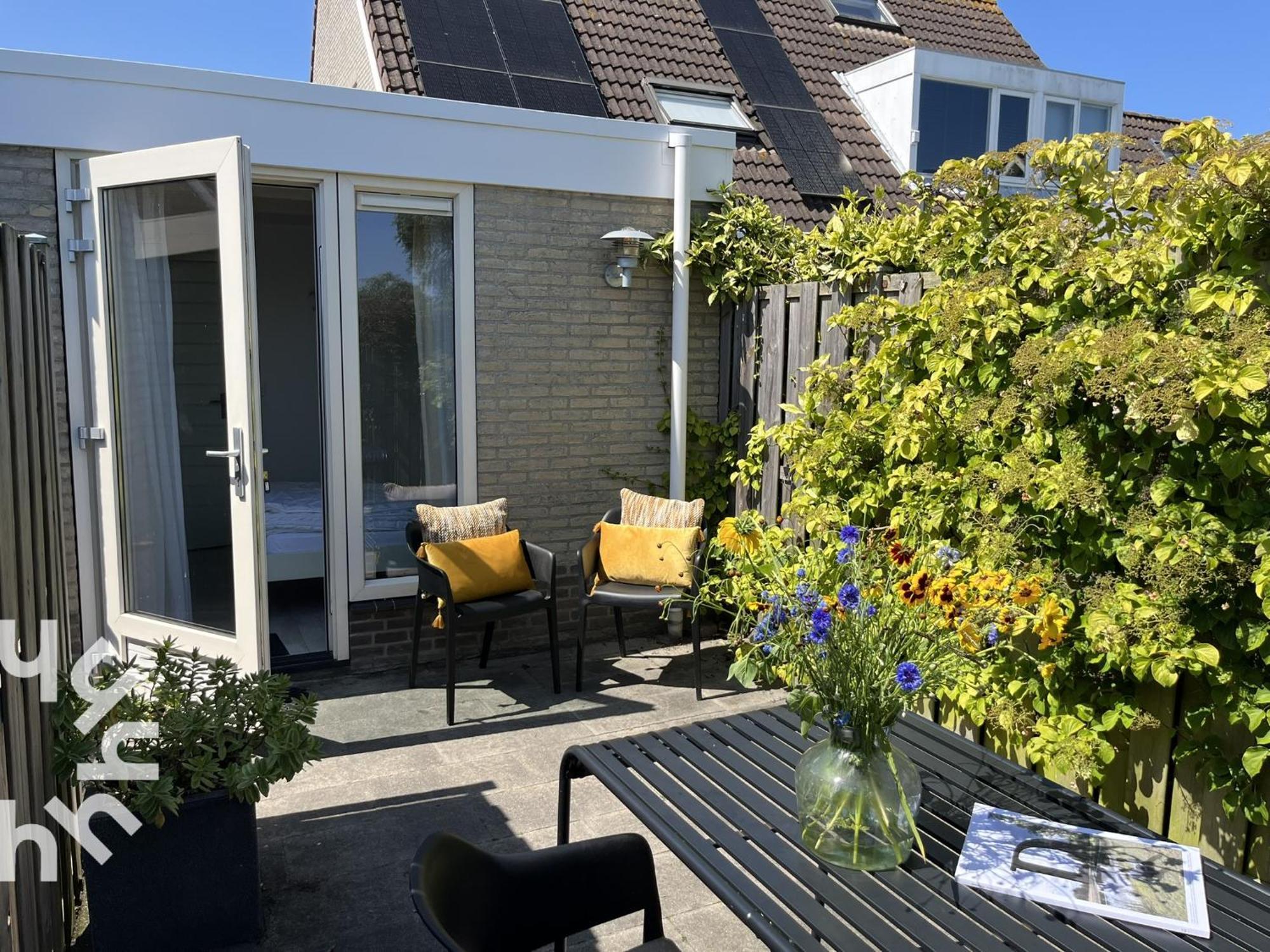 Fijne Vakantiewoning In Domburg Op Loopafstand Strand En Centrum Met Parkeerplaats Buitenkant foto